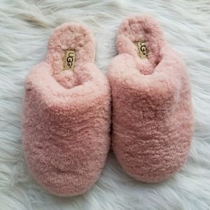 ugg fluffy slippers pink